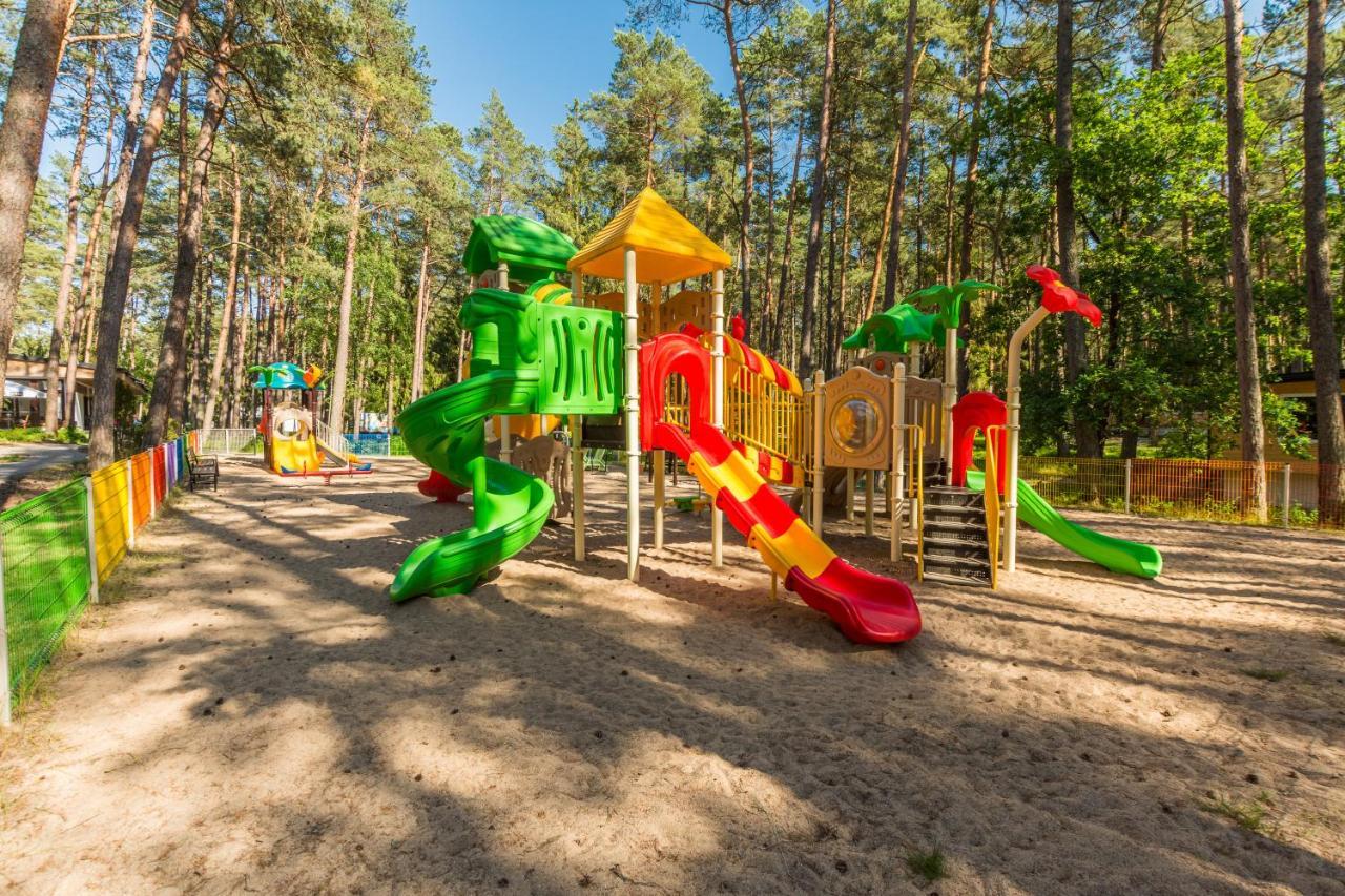 Bursztynowo Osrodek Wczasowy Villa Sztutowo Exteriör bild