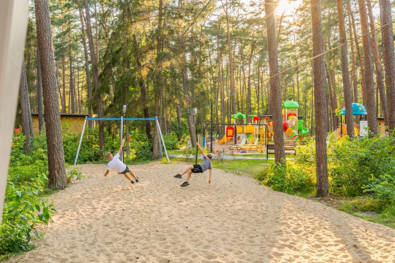 Bursztynowo Osrodek Wczasowy Villa Sztutowo Exteriör bild